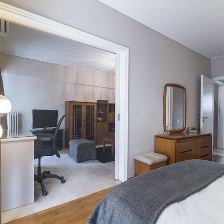 Stunning Central Apartment アテネ エクステリア 写真