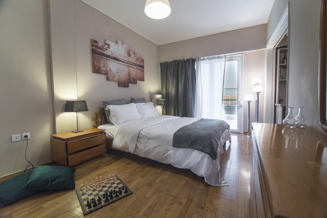 Stunning Central Apartment アテネ エクステリア 写真